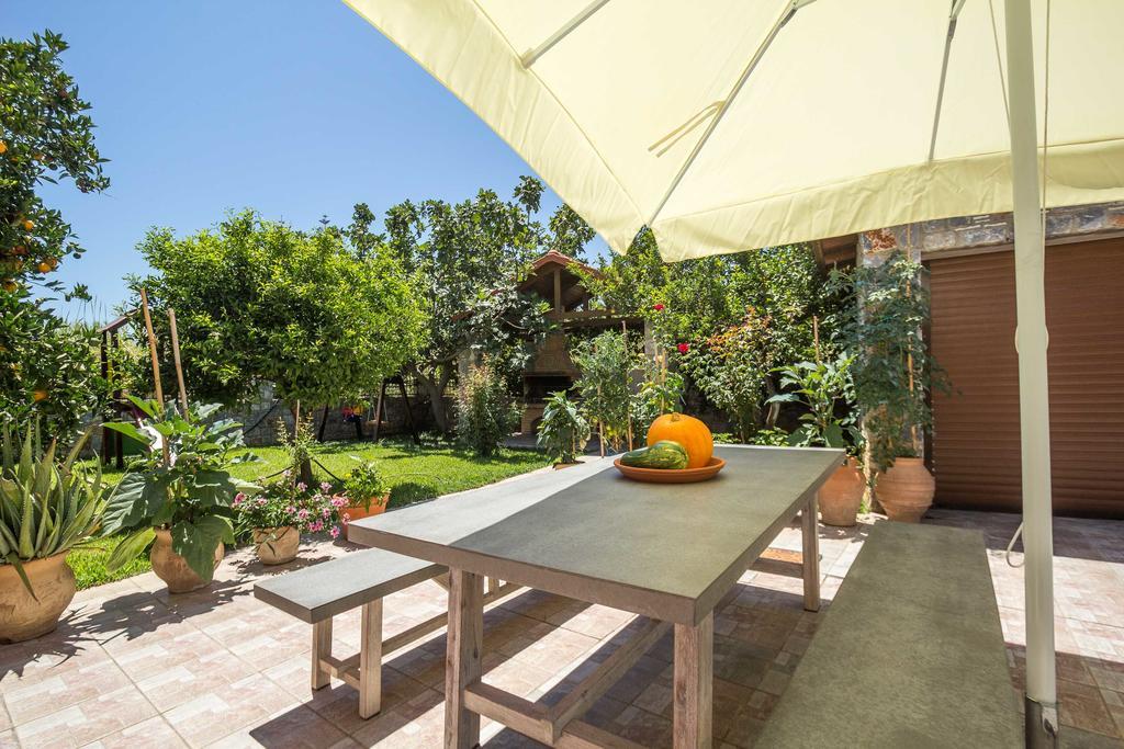 Erodios Villas 1 Gerani  Ngoại thất bức ảnh