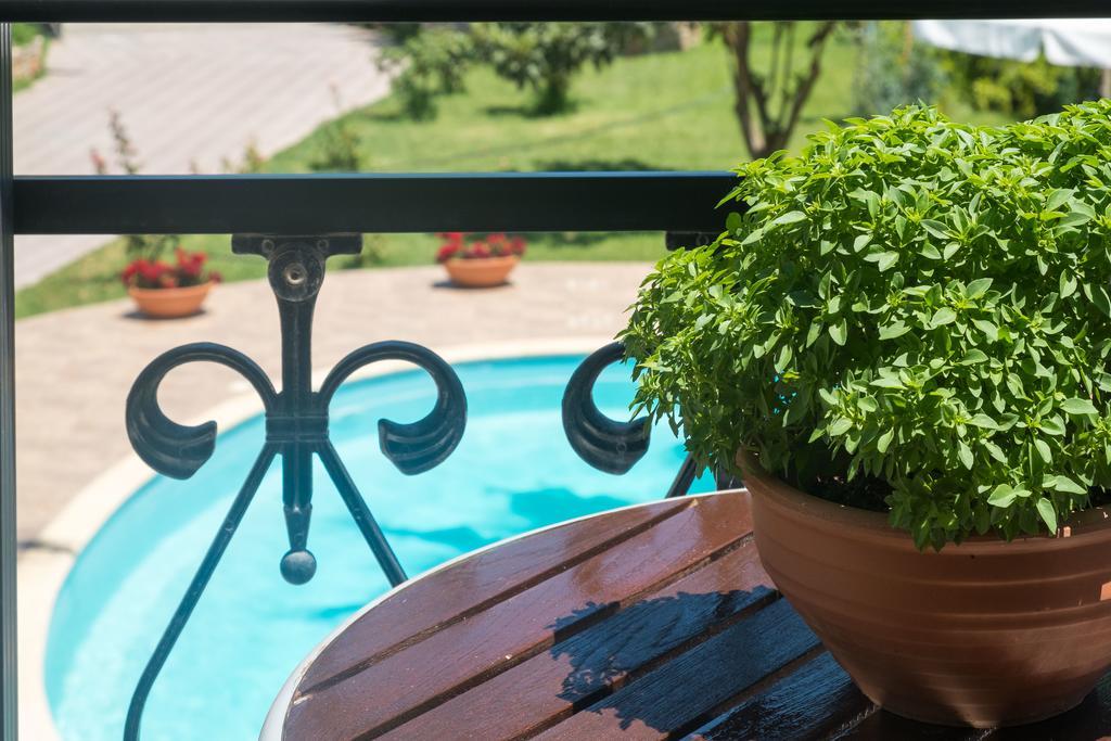 Erodios Villas 1 Gerani  Ngoại thất bức ảnh